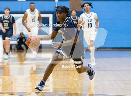 Thumbnail 2 in Althoff Catholic @ Belleville East photogallery.