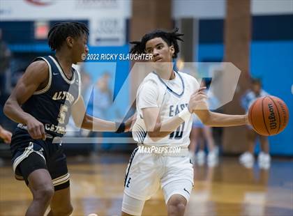 Thumbnail 1 in Althoff Catholic @ Belleville East photogallery.
