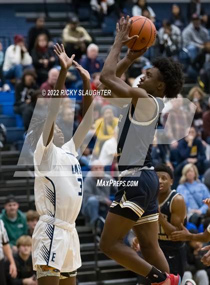 Thumbnail 1 in Althoff Catholic @ Belleville East photogallery.