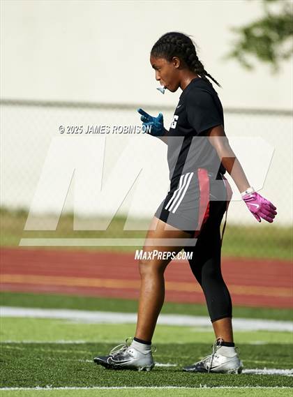 Thumbnail 3 in Florida State University High School vs Fletcher (Nike Summer Tournament) photogallery.