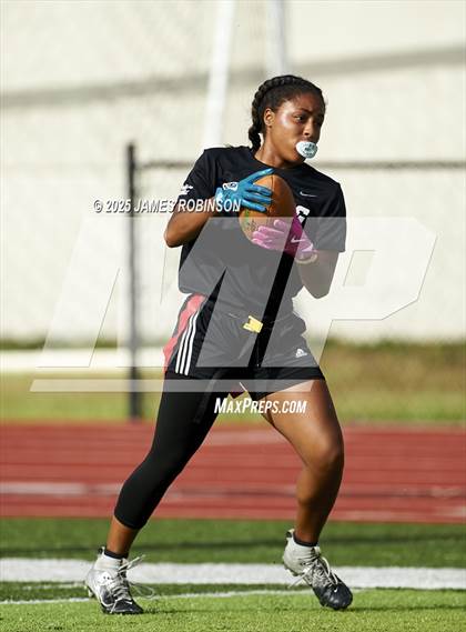 Thumbnail 3 in Florida State University High School vs Fletcher (Nike Summer Tournament) photogallery.