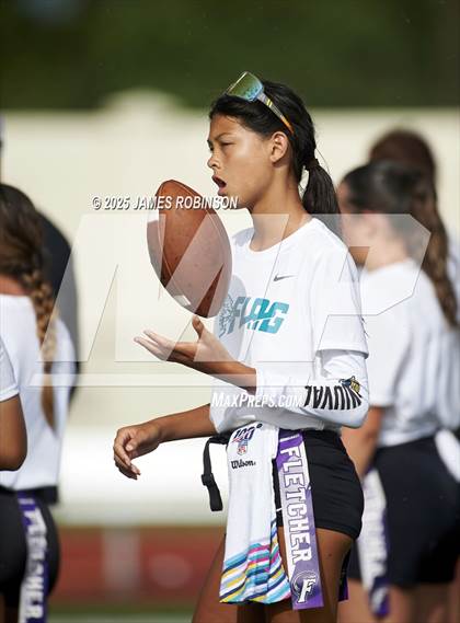Thumbnail 1 in Florida State University High School vs Fletcher (Nike Summer Tournament) photogallery.