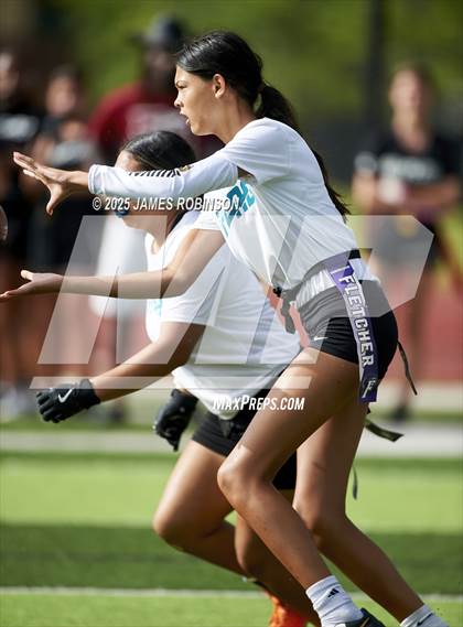 Thumbnail 1 in Florida State University High School vs Fletcher (Nike Summer Tournament) photogallery.