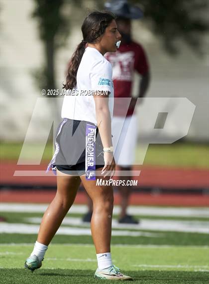 Thumbnail 1 in Florida State University High School vs Fletcher (Nike Summer Tournament) photogallery.