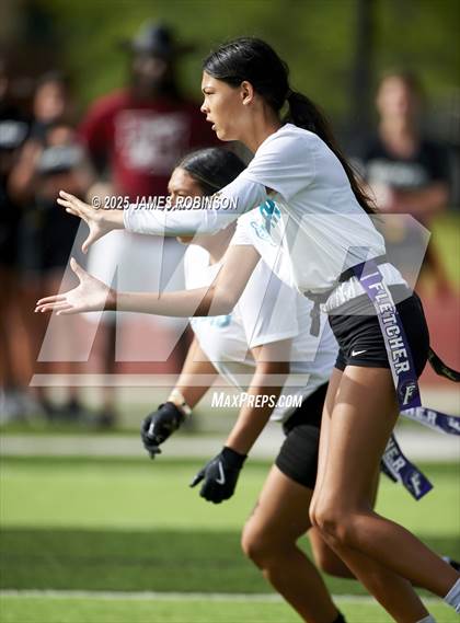 Thumbnail 3 in Florida State University High School vs Fletcher (Nike Summer Tournament) photogallery.
