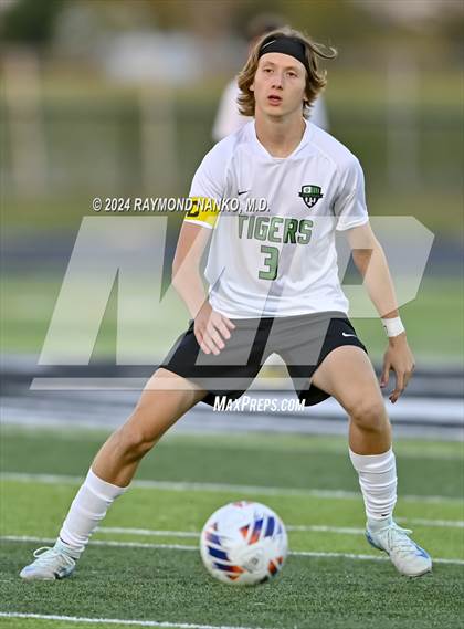 Thumbnail 1 in Yorktown vs. Delta (IHSAA 2A Section 23 First Round)  photogallery.