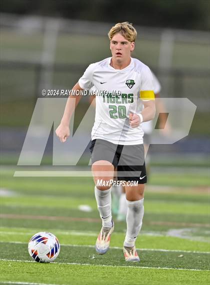 Thumbnail 1 in Yorktown vs. Delta (IHSAA 2A Section 23 First Round)  photogallery.