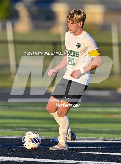 Thumbnail 3 in Yorktown vs. Delta (IHSAA 2A Section 23 First Round)  photogallery.
