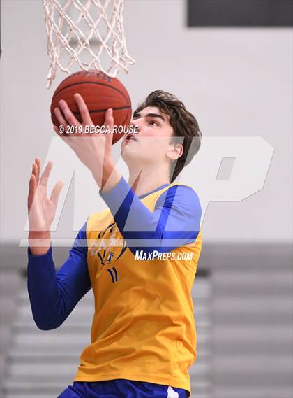 Thumbnail 2 in Ardrey Kell vs Southlake Christian Academy (Hickory Tavern/Chick-fil-A Blakeney Classic) photogallery.