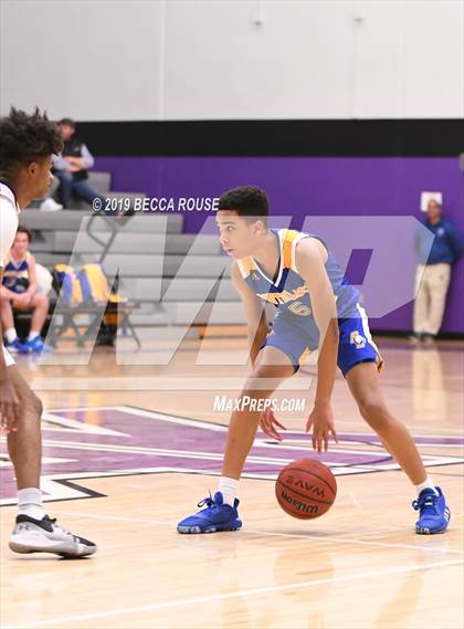 Thumbnail 3 in Ardrey Kell vs Southlake Christian Academy (Hickory Tavern/Chick-fil-A Blakeney Classic) photogallery.