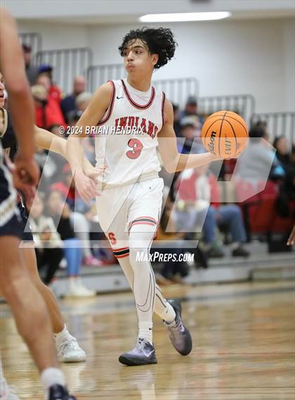 Thumbnail 1 in St. Stephens vs. Alexander Central (Dick's Classic Day 1) photogallery.