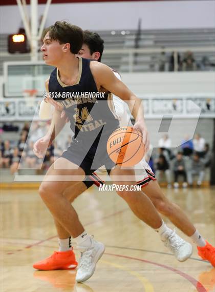 Thumbnail 1 in St. Stephens vs. Alexander Central (Dick's Classic Day 1) photogallery.