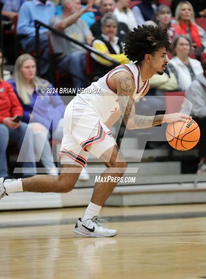 Thumbnail 2 in St. Stephens vs. Alexander Central (Dick's Classic Day 1) photogallery.