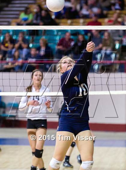 Thumbnail 1 in University vs. Valley (CHSAA 3A Semifinal) photogallery.