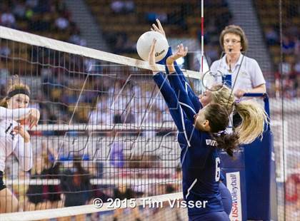 Thumbnail 3 in University vs. Valley (CHSAA 3A Semifinal) photogallery.