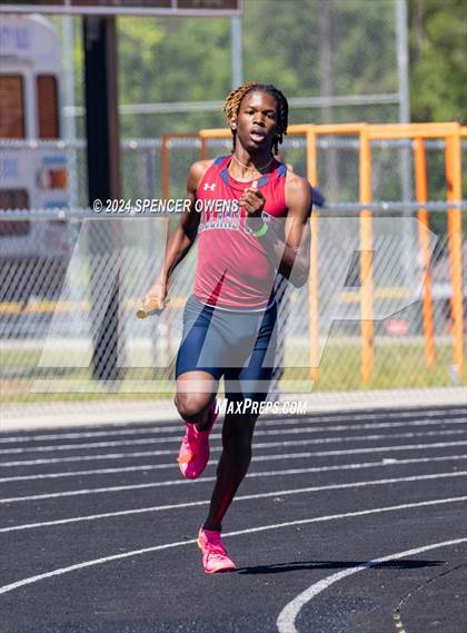 Thumbnail 3 in NCHSAA 4A West Regional Championships photogallery.