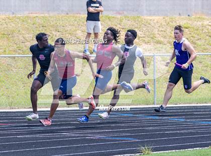Thumbnail 3 in NCHSAA 4A West Regional Championships photogallery.