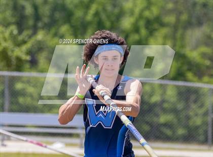 Thumbnail 1 in NCHSAA 4A West Regional Championships photogallery.