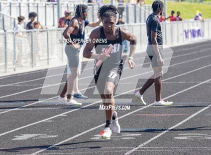 Thumbnail 1 in NCHSAA 4A West Regional Championships photogallery.