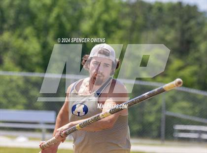 Thumbnail 3 in NCHSAA 4A West Regional Championships photogallery.