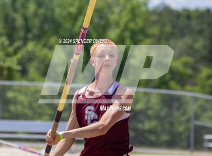 Thumbnail 3 in NCHSAA 4A West Regional Championships photogallery.