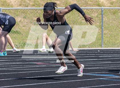 Thumbnail 3 in NCHSAA 4A West Regional Championships photogallery.