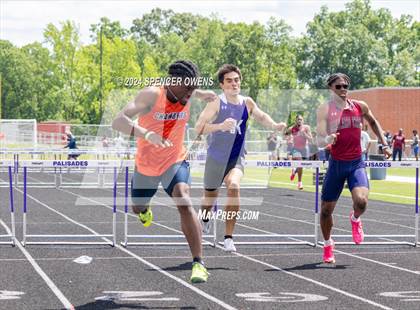 Thumbnail 2 in NCHSAA 4A West Regional Championships photogallery.