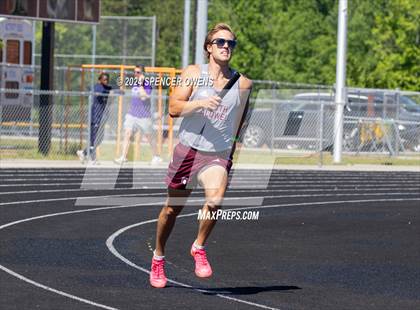 Thumbnail 2 in NCHSAA 4A West Regional Championships photogallery.