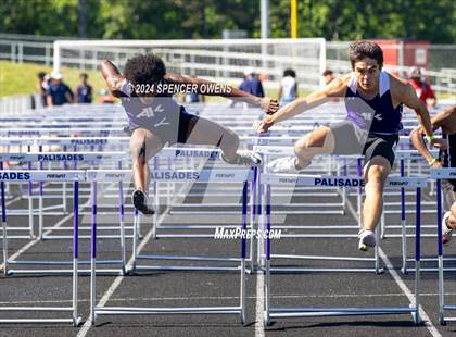 Thumbnail 1 in NCHSAA 4A West Regional Championships photogallery.