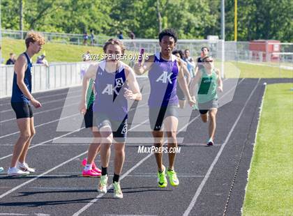 Thumbnail 1 in NCHSAA 4A West Regional Championships photogallery.