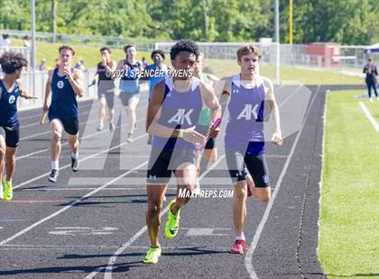 Thumbnail 3 in NCHSAA 4A West Regional Championships photogallery.