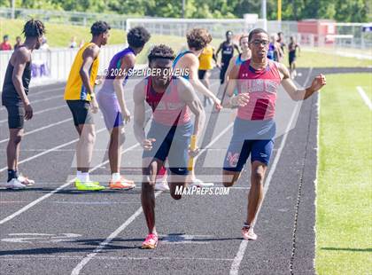Thumbnail 1 in NCHSAA 4A West Regional Championships photogallery.