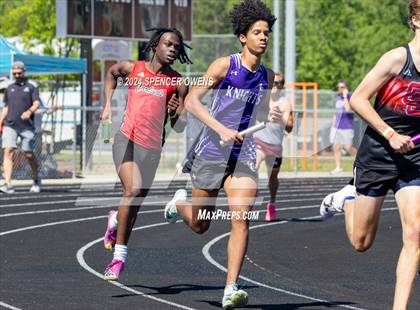 Thumbnail 1 in NCHSAA 4A West Regional Championships photogallery.