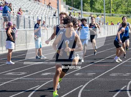 Thumbnail 1 in NCHSAA 4A West Regional Championships photogallery.