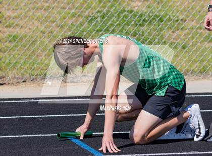 Thumbnail 1 in NCHSAA 4A West Regional Championships photogallery.