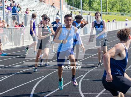 Thumbnail 2 in NCHSAA 4A West Regional Championships photogallery.