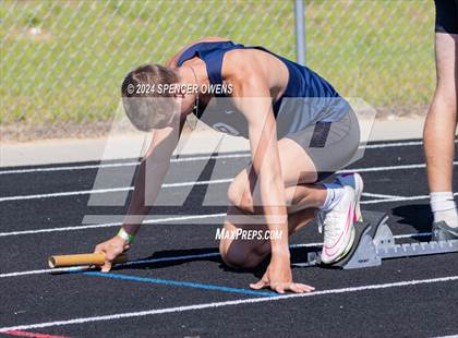 Thumbnail 2 in NCHSAA 4A West Regional Championships photogallery.