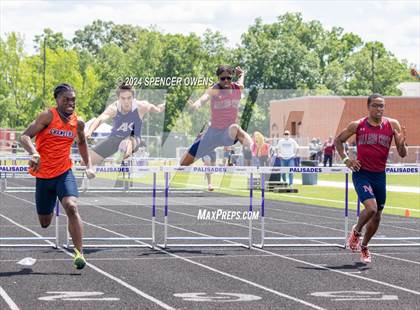 Thumbnail 3 in NCHSAA 4A West Regional Championships photogallery.