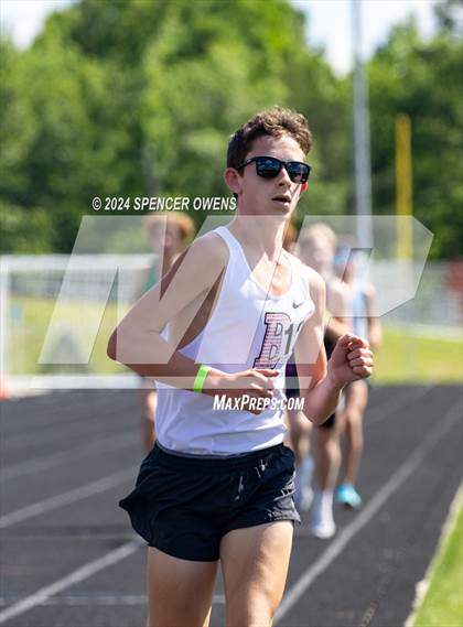 Thumbnail 2 in NCHSAA 4A West Regional Championships photogallery.