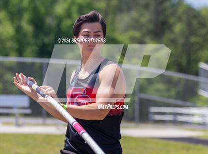 Thumbnail 2 in NCHSAA 4A West Regional Championships photogallery.