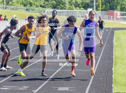 Thumbnail 2 in NCHSAA 4A West Regional Championships photogallery.