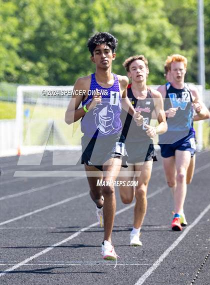 Thumbnail 2 in NCHSAA 4A West Regional Championships photogallery.