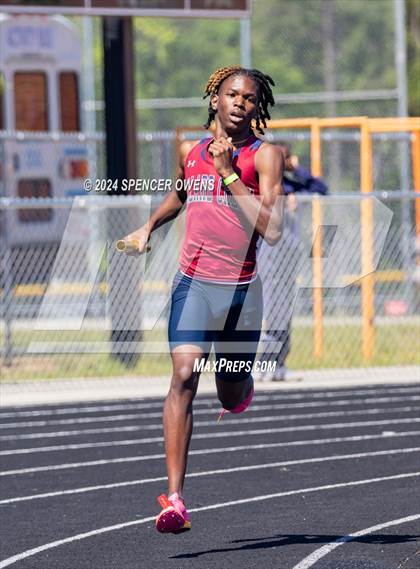 Thumbnail 1 in NCHSAA 4A West Regional Championships photogallery.