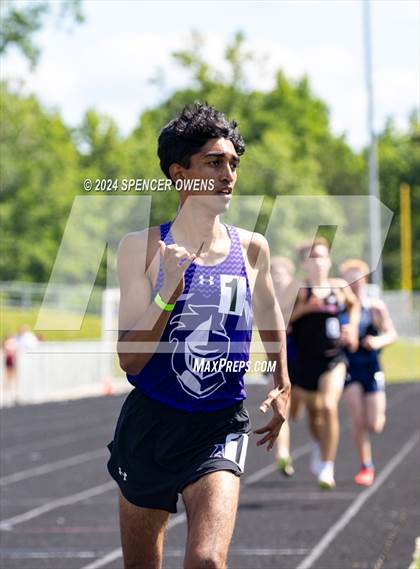 Thumbnail 3 in NCHSAA 4A West Regional Championships photogallery.