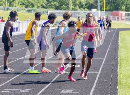 Thumbnail 2 in NCHSAA 4A West Regional Championships photogallery.
