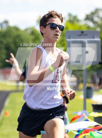 Thumbnail 1 in NCHSAA 4A West Regional Championships photogallery.