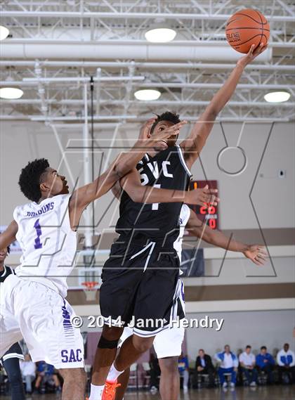 Thumbnail 1 in Saddleback Valley Christian vs Sacramento (MaxPreps Holiday Classic) photogallery.