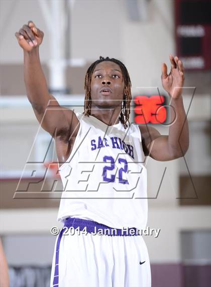 Thumbnail 1 in Saddleback Valley Christian vs Sacramento (MaxPreps Holiday Classic) photogallery.