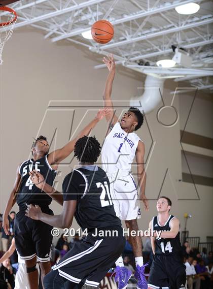 Thumbnail 1 in Saddleback Valley Christian vs Sacramento (MaxPreps Holiday Classic) photogallery.