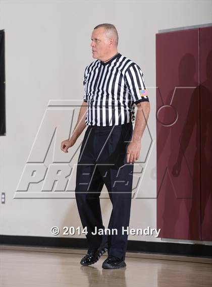Thumbnail 3 in Saddleback Valley Christian vs Sacramento (MaxPreps Holiday Classic) photogallery.